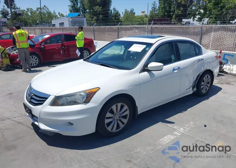 2012 Honda Accord 3.5 Ex-L from USA, damaged, VIN 1HGCP3F80CA033703